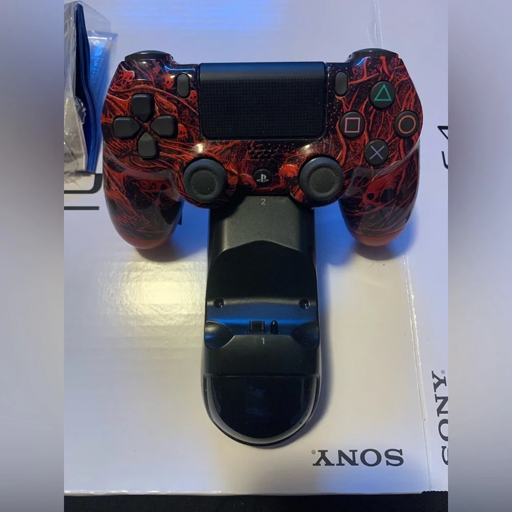 Sony PS4 Console with Controller - Black